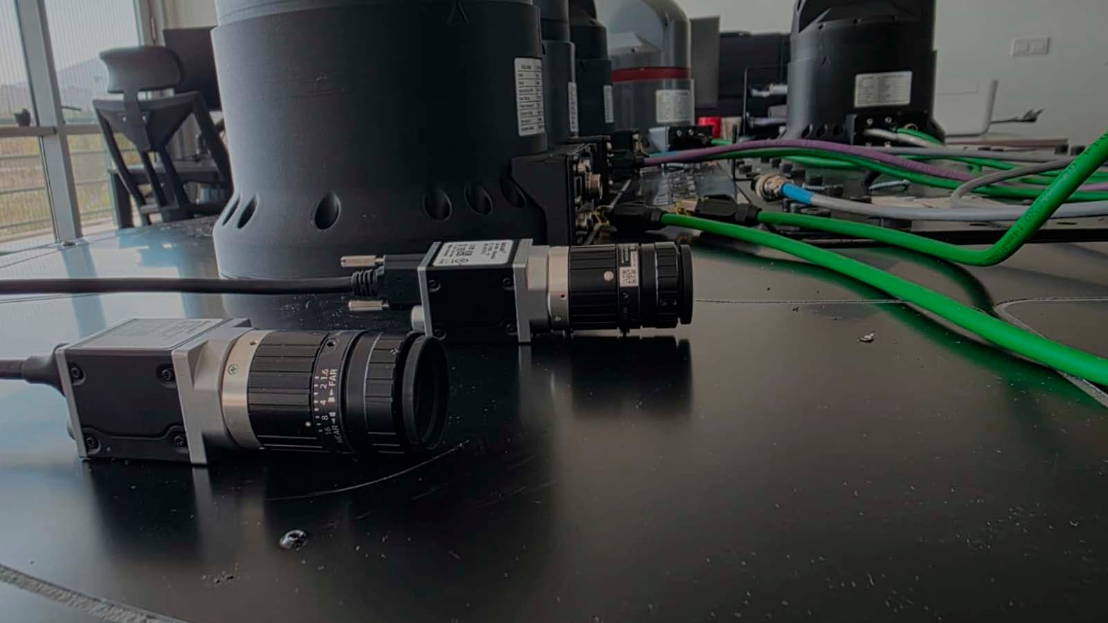 Industrial cameras capturing high-speed images